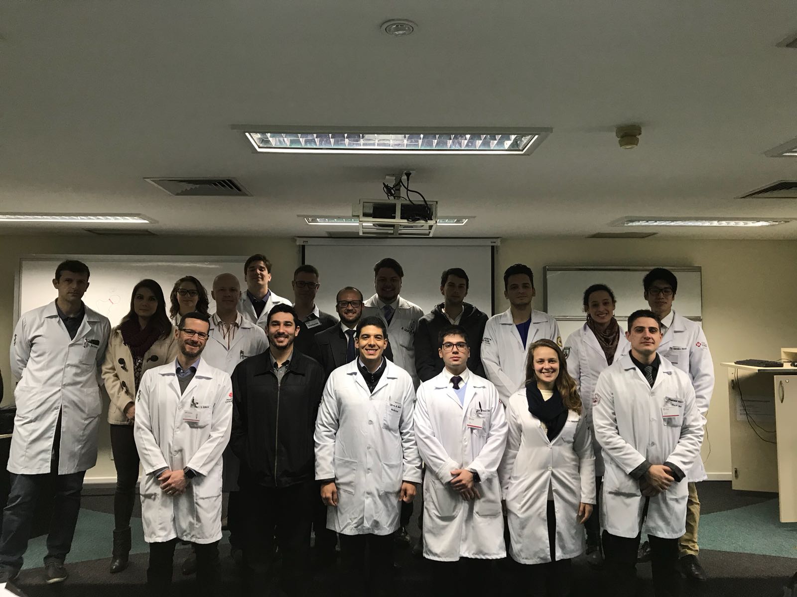 Dr. Elio Stein Jr – Ministra palestra em Hospital Universitário Cajuru